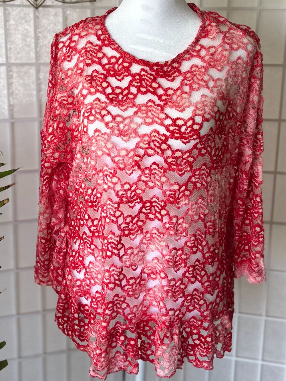 ❤️ UMGEE Red Lace Boho Tunic Top NWT Size Small ❤️